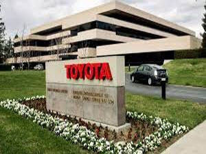 right-toyota-headquarters