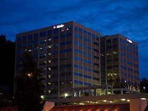 simple-mobile-headquarters