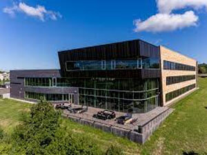 anytime-fitness-headquarters-2